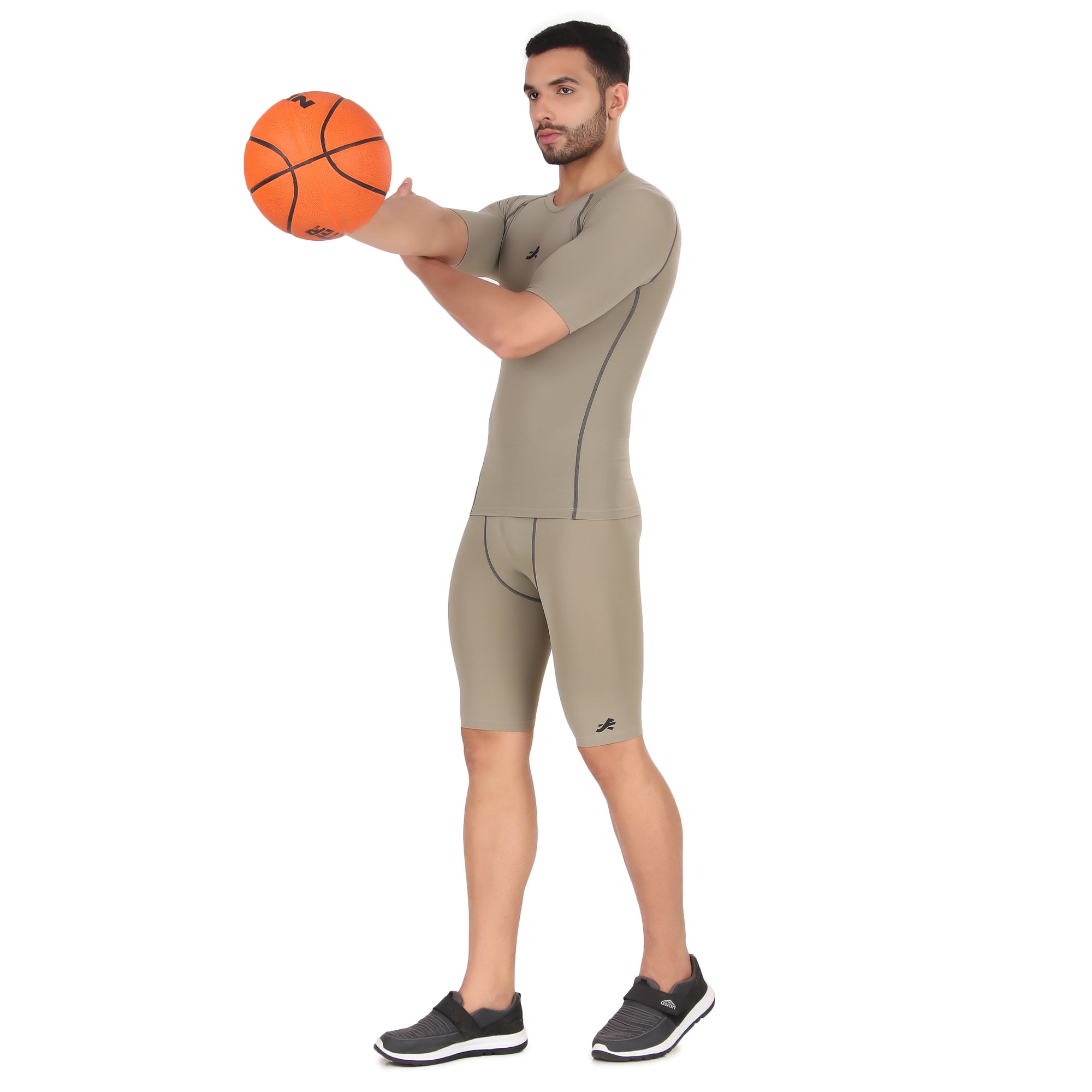 Nylon Compression Tshirt Half Sleeve Tights For Men (Pista)